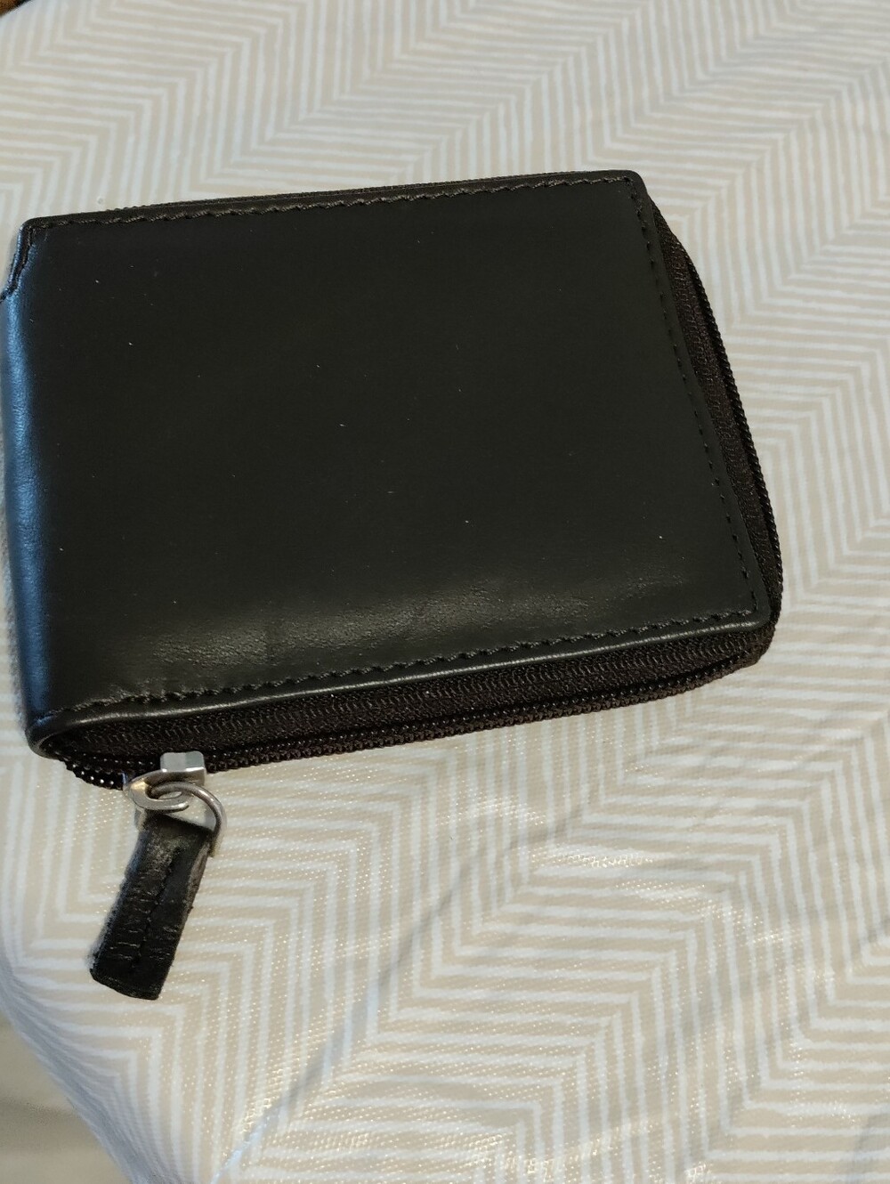 Wilson's Leather Zippered Leather Wallet Dark Brown New unisex